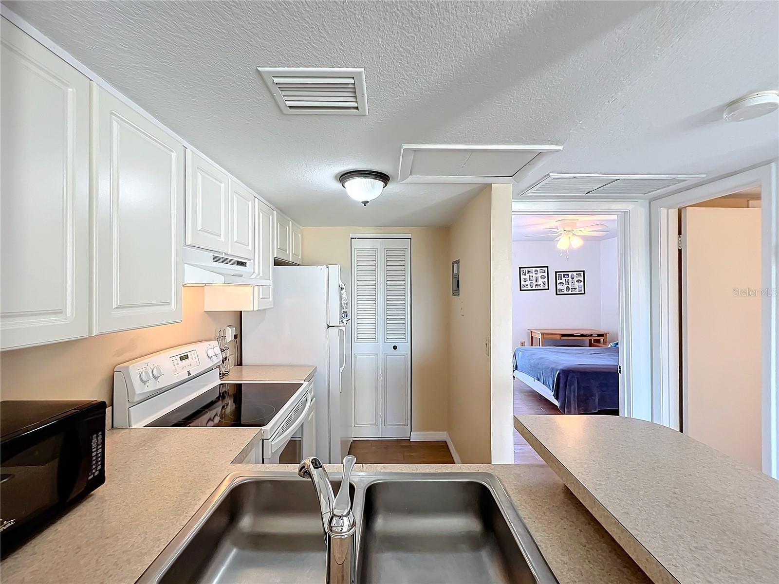 562 ORANGE DR #33, ALTAMONTE SPRINGS, FL, 32701
