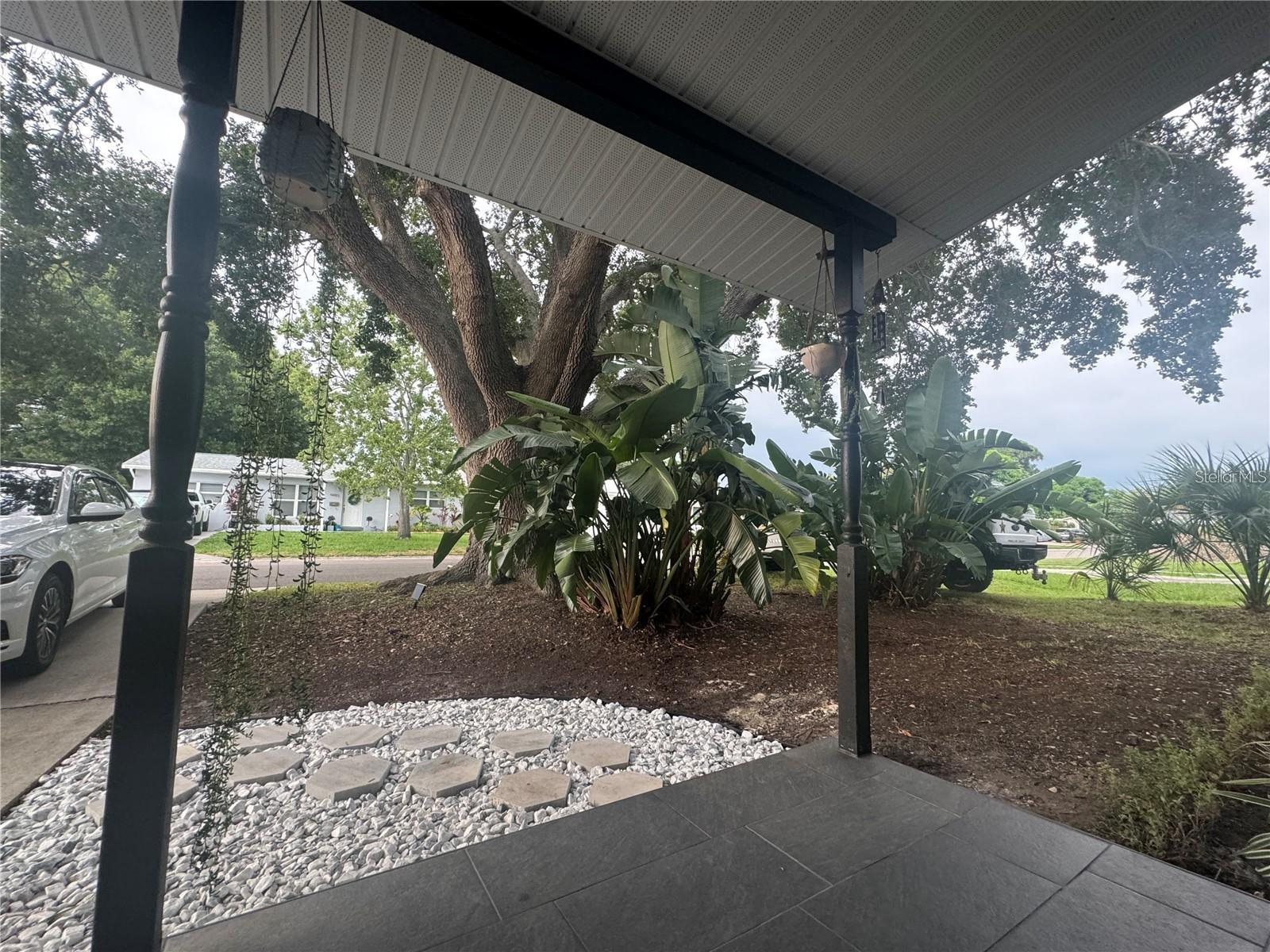 6690 33RD AVE N, ST PETERSBURG, FL, 33710