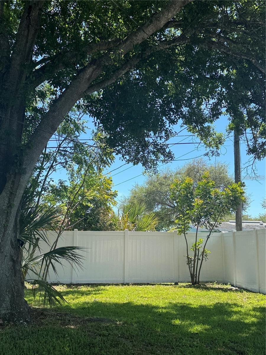 6690 33RD AVE N, ST PETERSBURG, FL, 33710