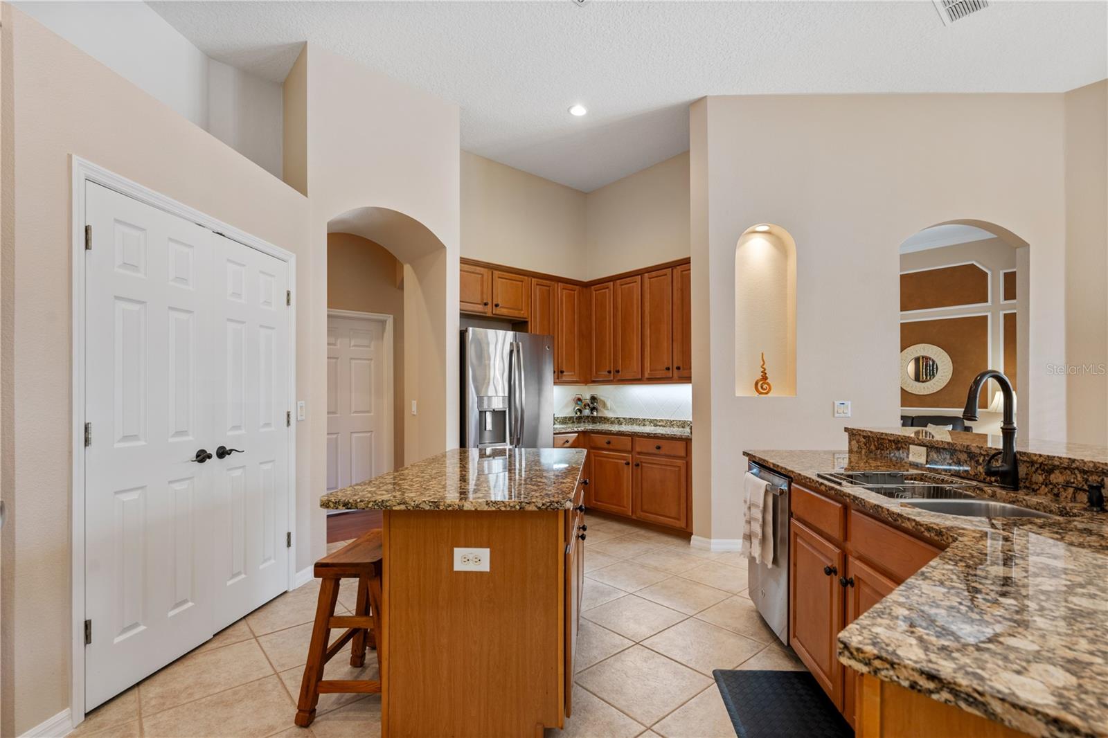 2008 WATER KEY DR, WINDERMERE, FL, 34786