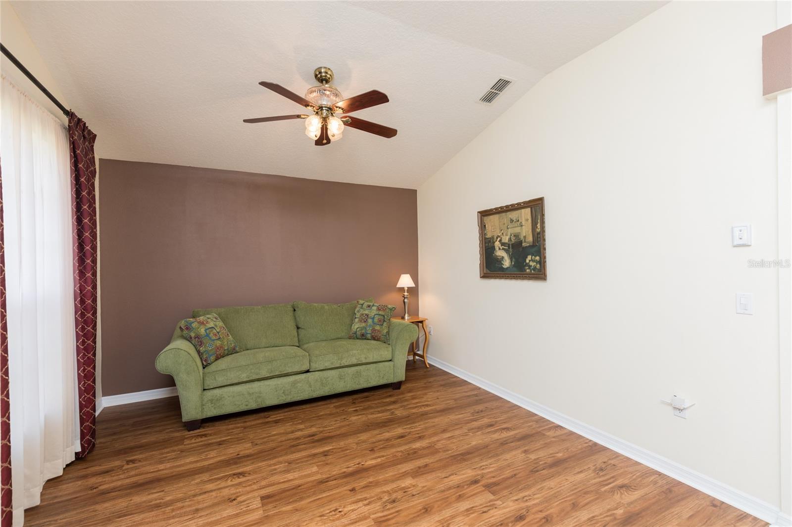 18 LANSING LN, PALM COAST, FL, 32137