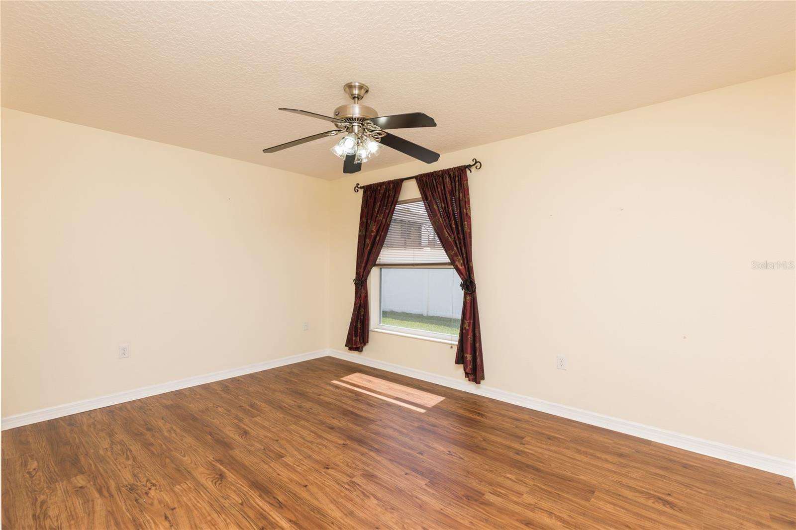 18 LANSING LN, PALM COAST, FL, 32137