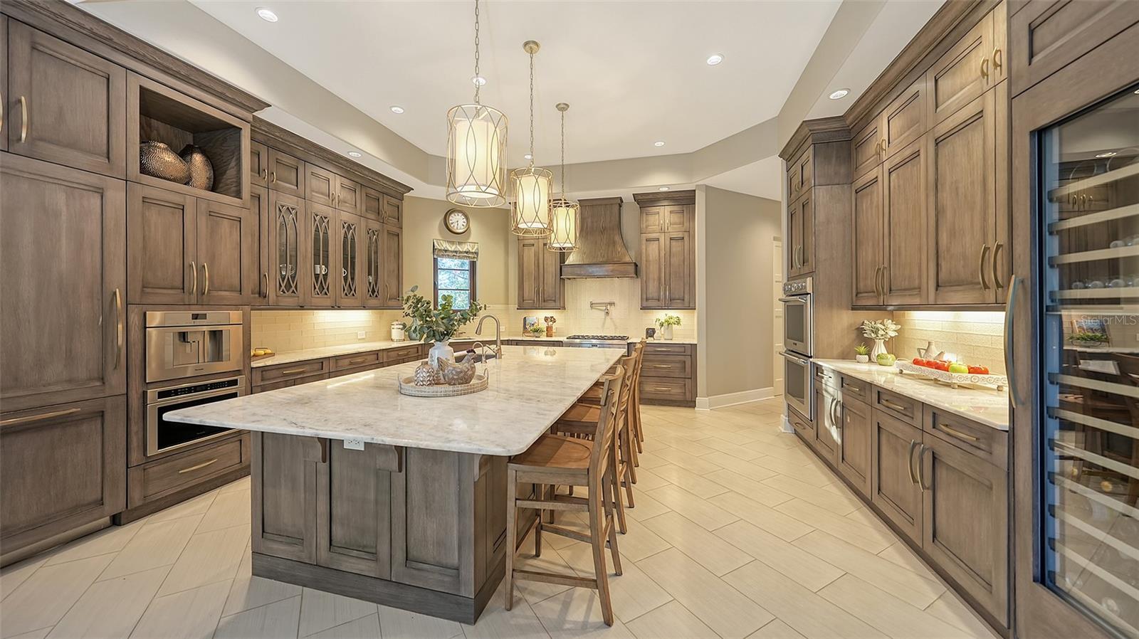 A4643108 Property Photo