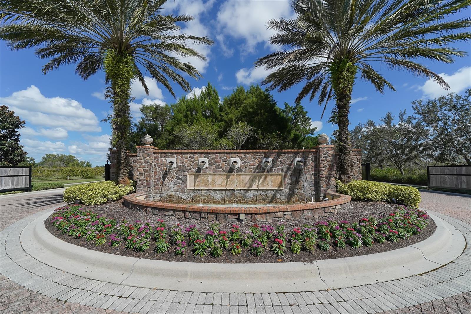 A4643108 Property Photo