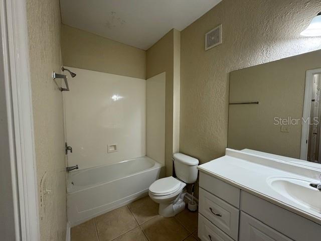 6451 OLD PARK LN #302, ORLANDO, FL, 32835