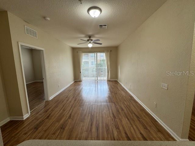 6451 OLD PARK LN #302, ORLANDO, FL, 32835