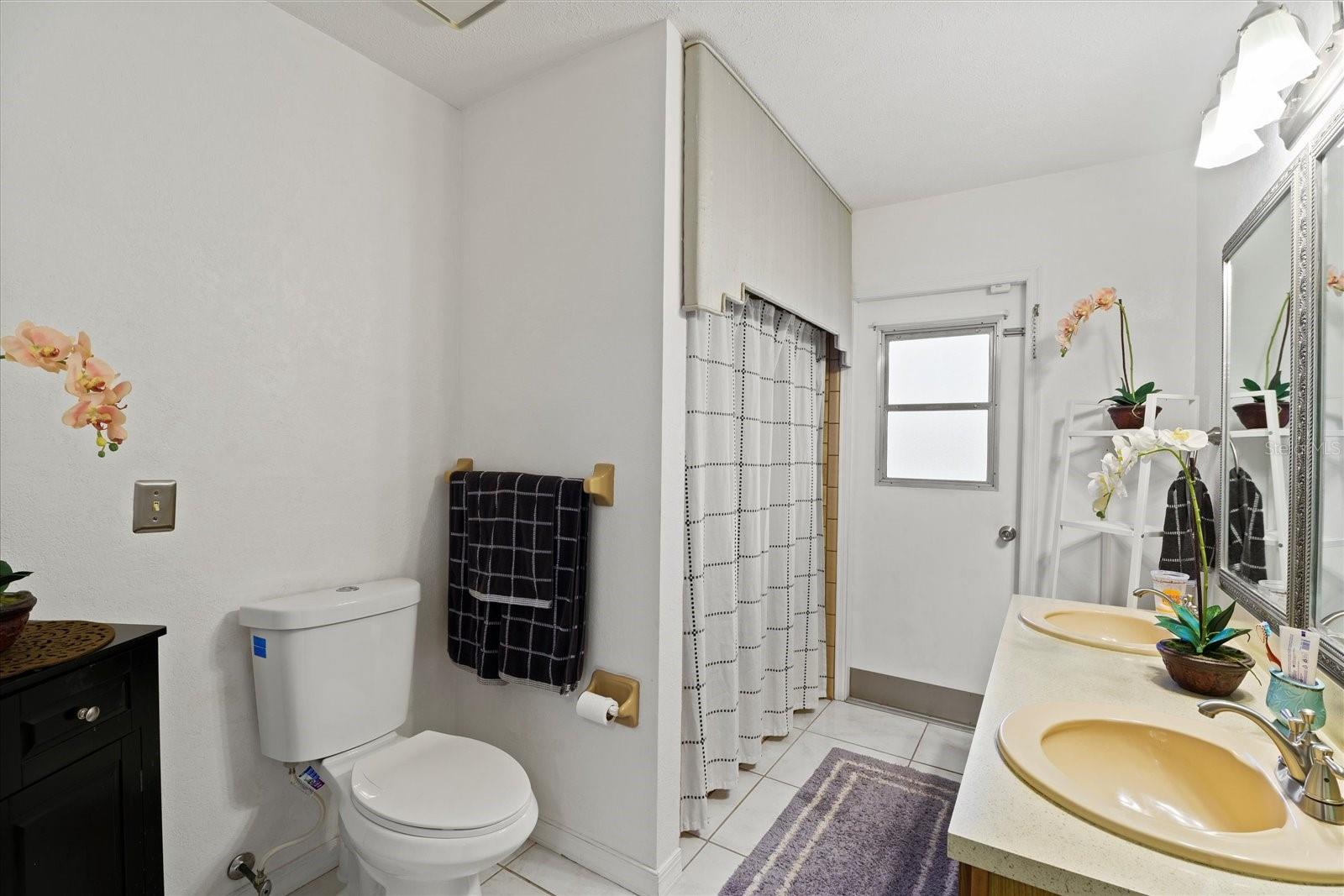 1957 MONTEREY DR, DELTONA, FL, 32738