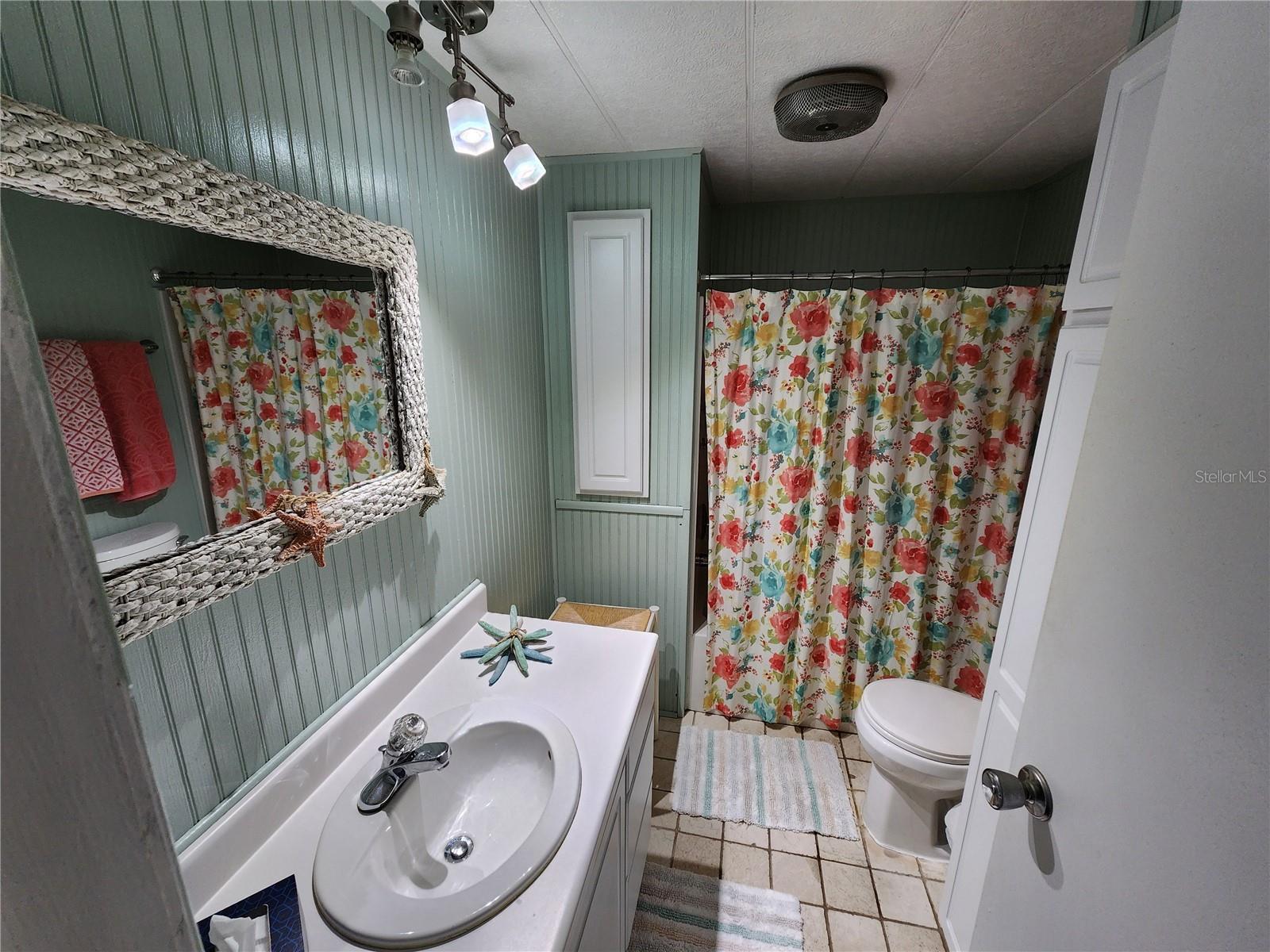 523 49TH AVE W, BRADENTON, FL, 34207