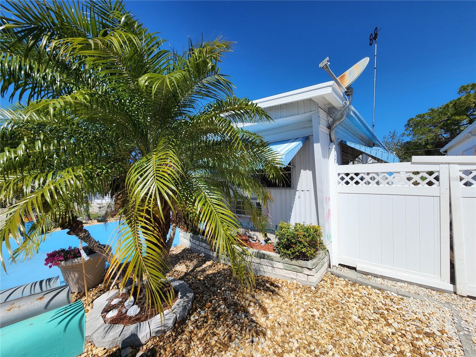 523 49TH AVE W, BRADENTON, FL, 34207