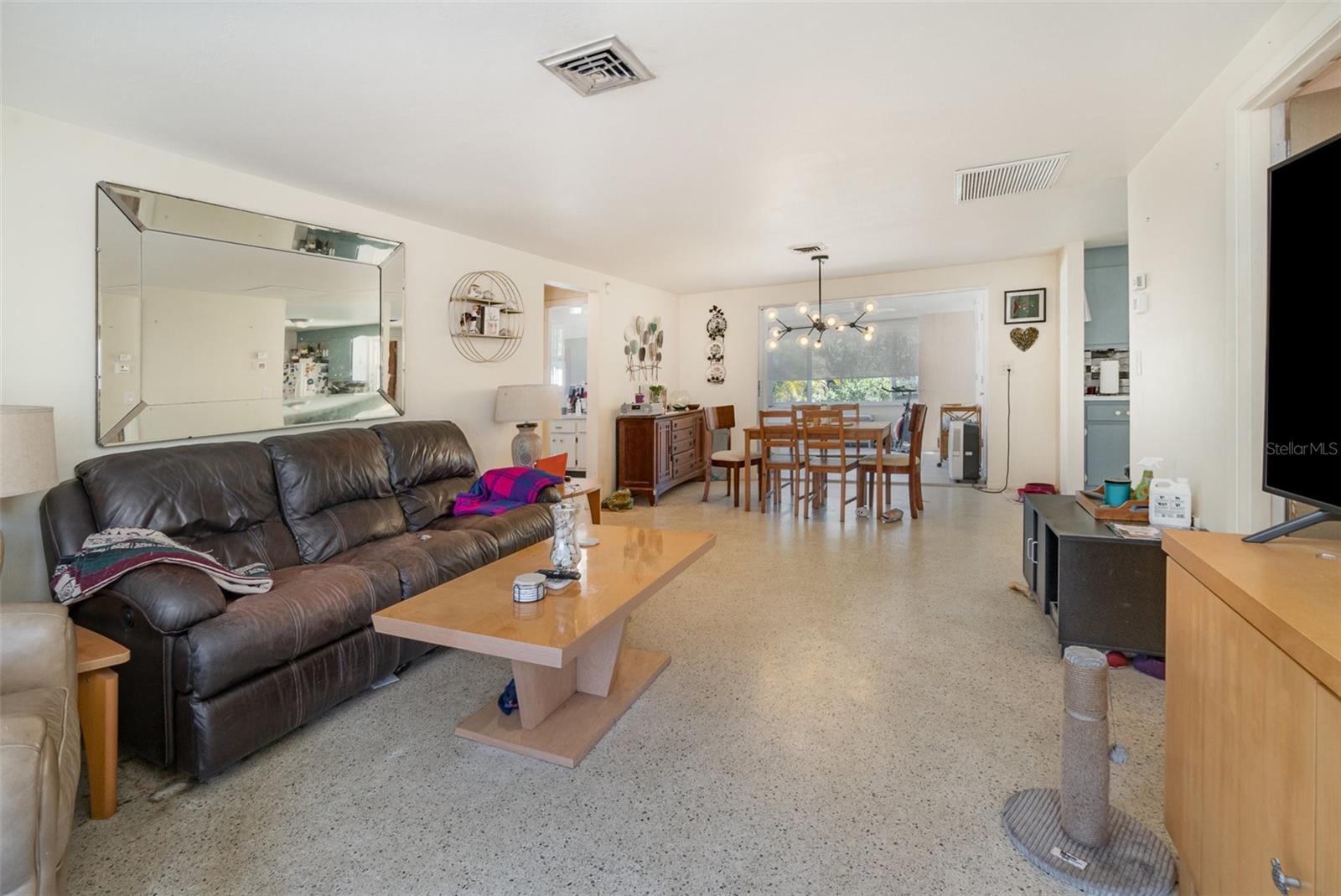 375 MAGNOLIA RD, VENICE, FL, 34293