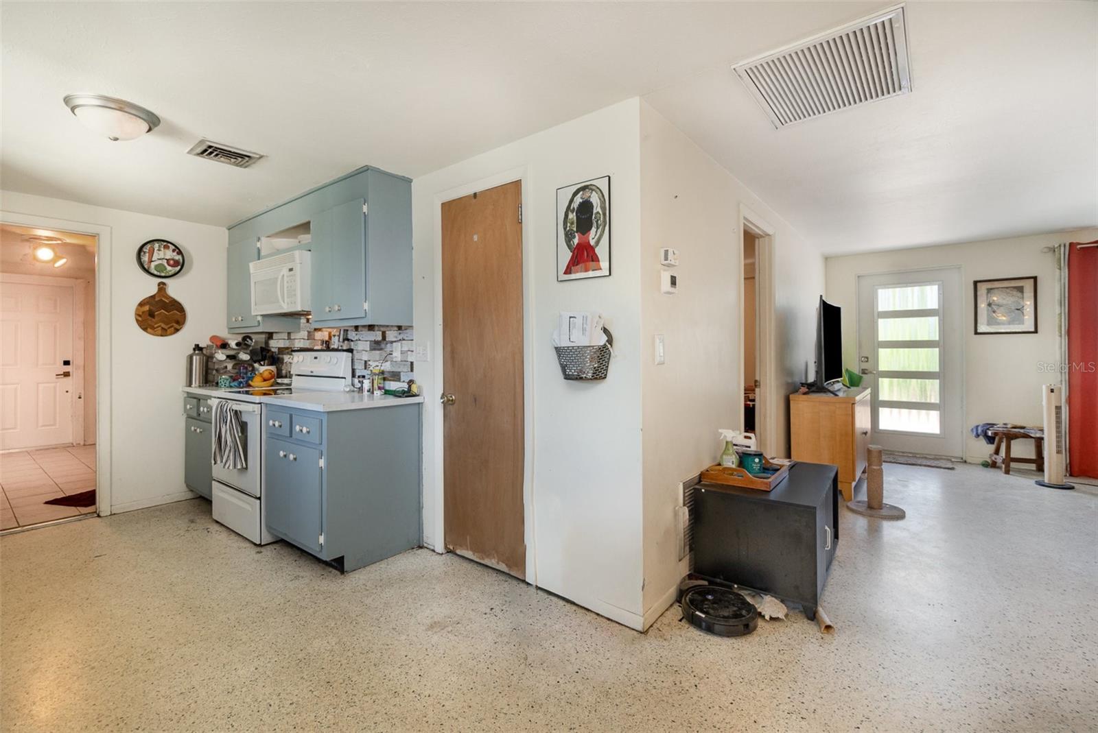 375 MAGNOLIA RD, VENICE, FL, 34293