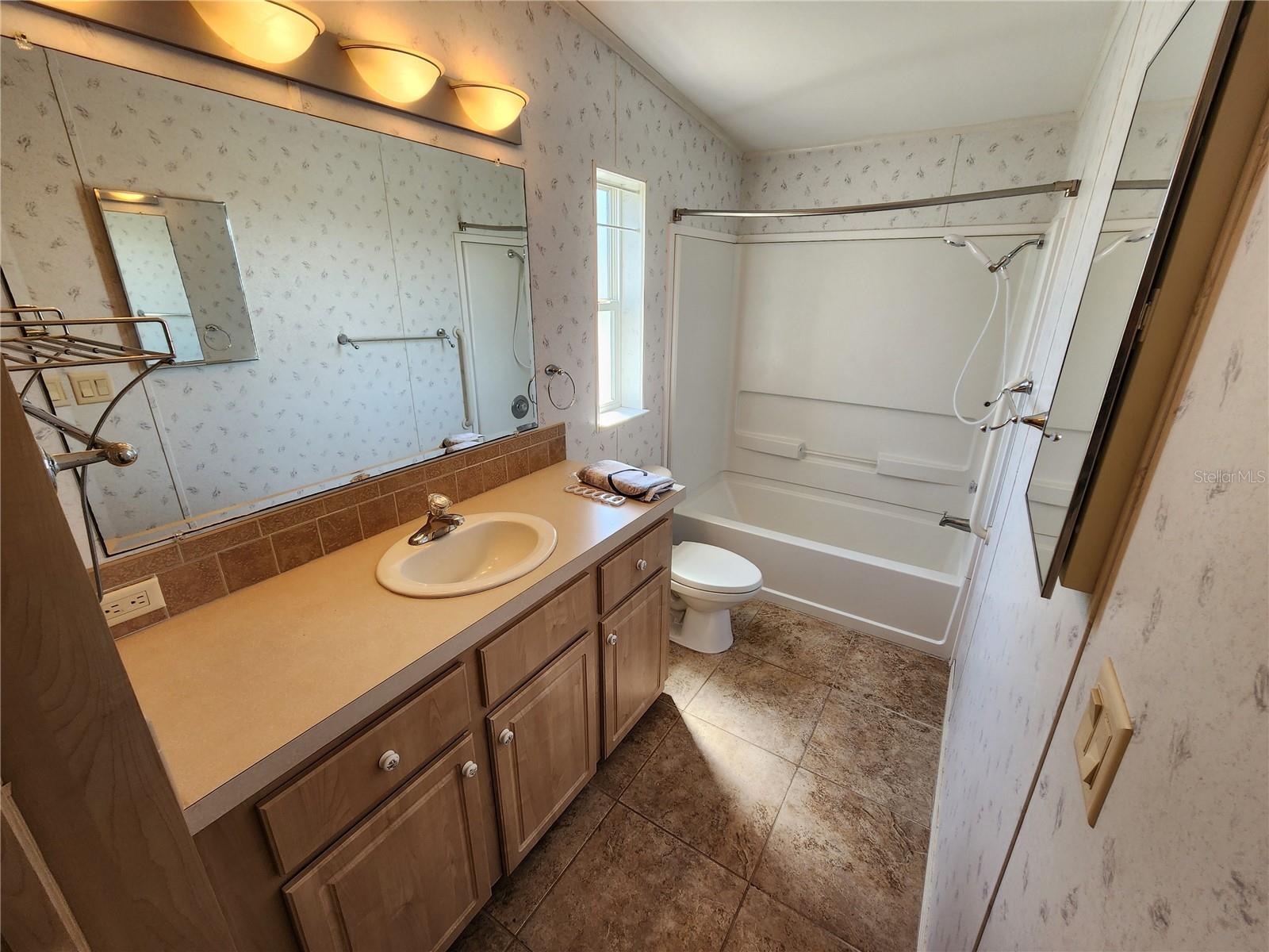 4923 5TH STREET CT W, BRADENTON, FL, 34207