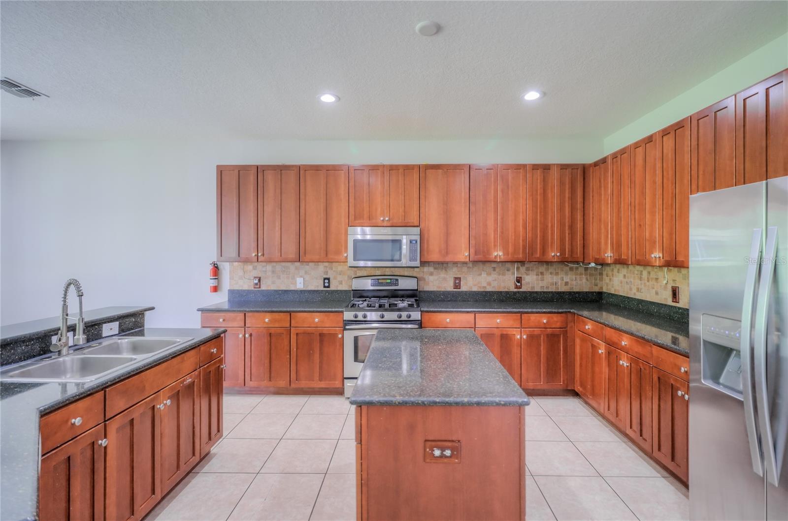 20513 SULTANA CT, TAMPA, FL, 33647