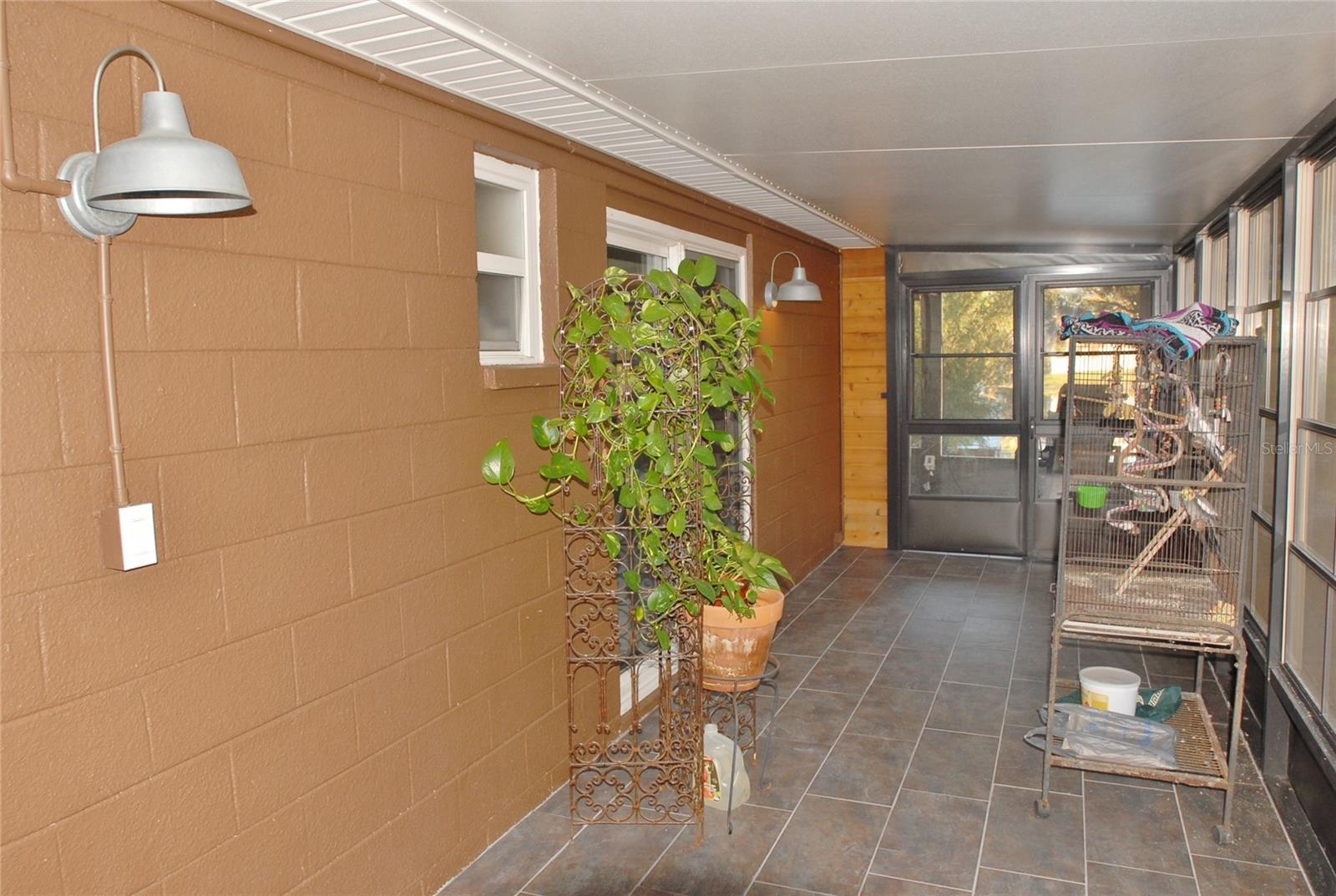 8708 ORIENT WAY NE, ST PETERSBURG, FL, 33702