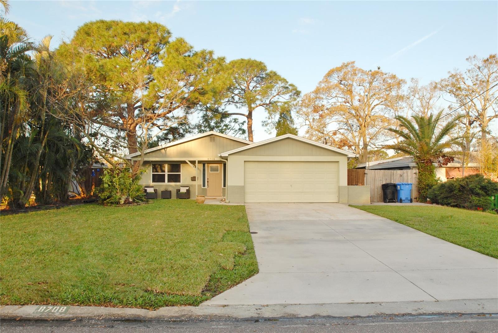 8708 ORIENT WAY NE, ST PETERSBURG, FL, 33702