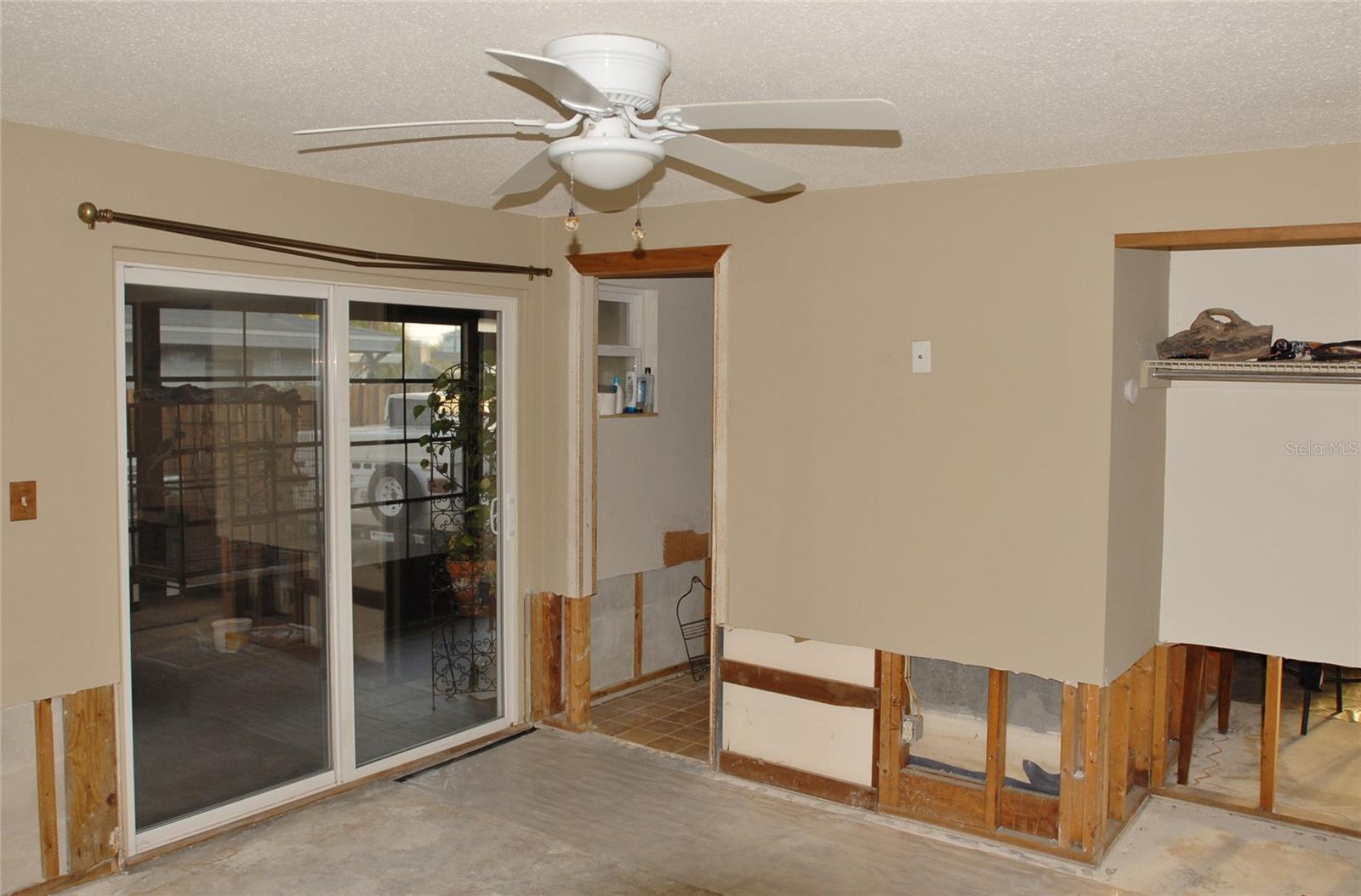 8708 ORIENT WAY NE, ST PETERSBURG, FL, 33702