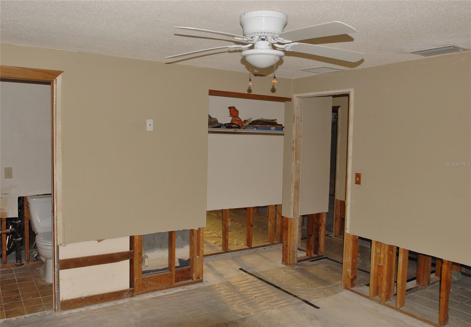 8708 ORIENT WAY NE, ST PETERSBURG, FL, 33702