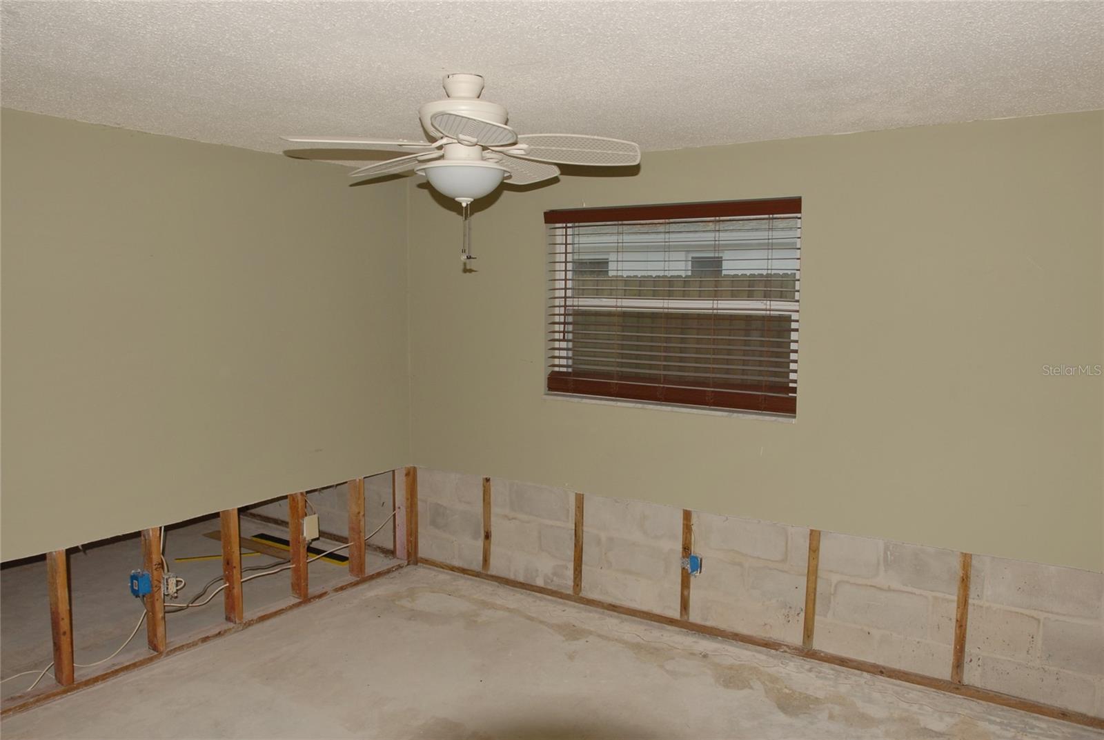 8708 ORIENT WAY NE, ST PETERSBURG, FL, 33702