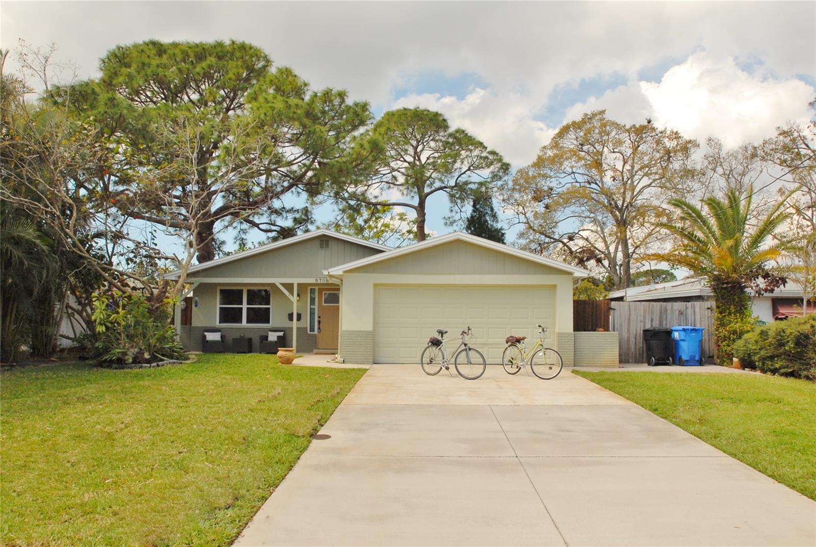 8708 ORIENT WAY NE, ST PETERSBURG, FL, 33702