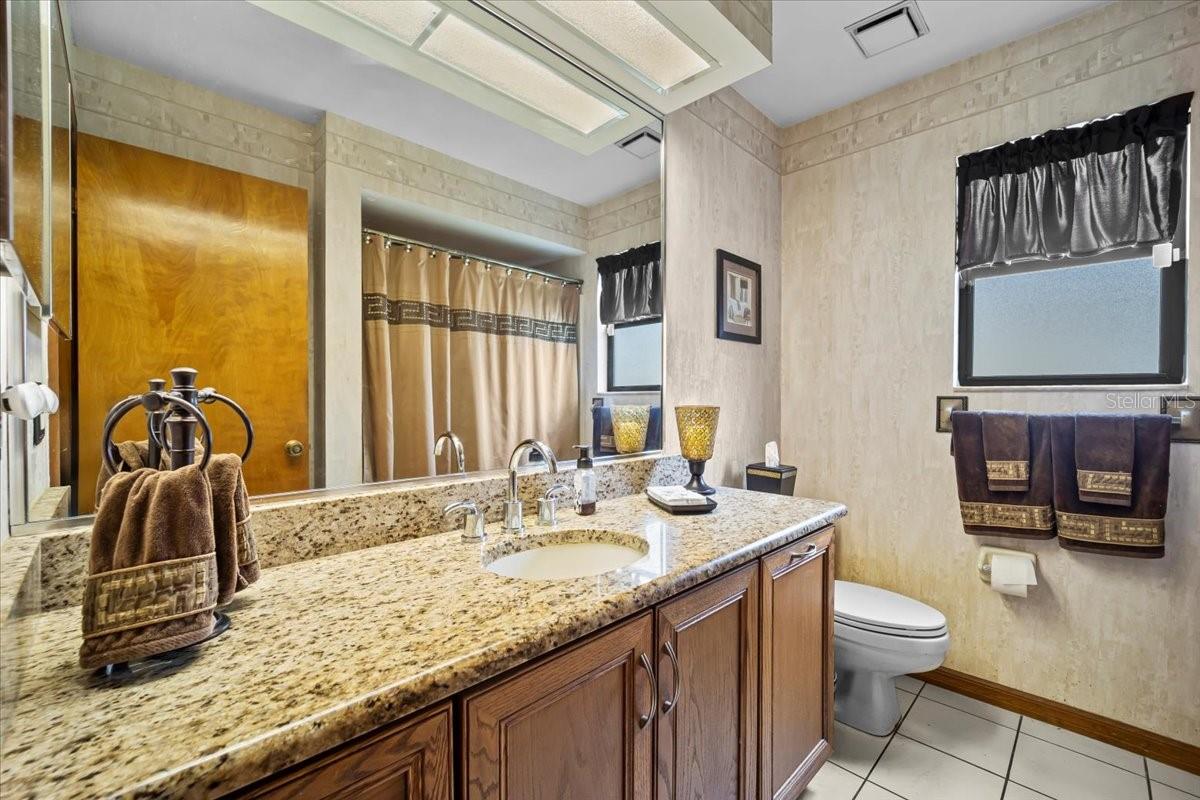 10 WAYBOURNE PL, PALM COAST, FL, 32164