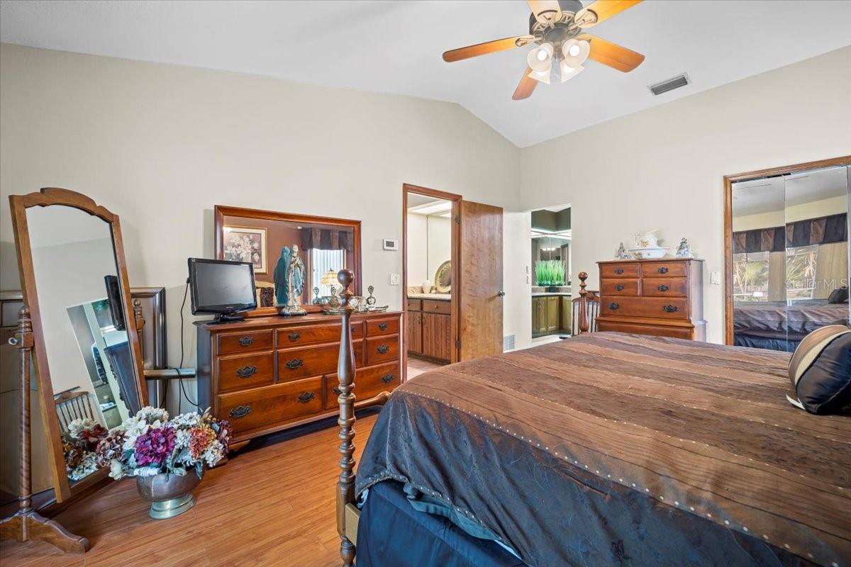 10 WAYBOURNE PL, PALM COAST, FL, 32164