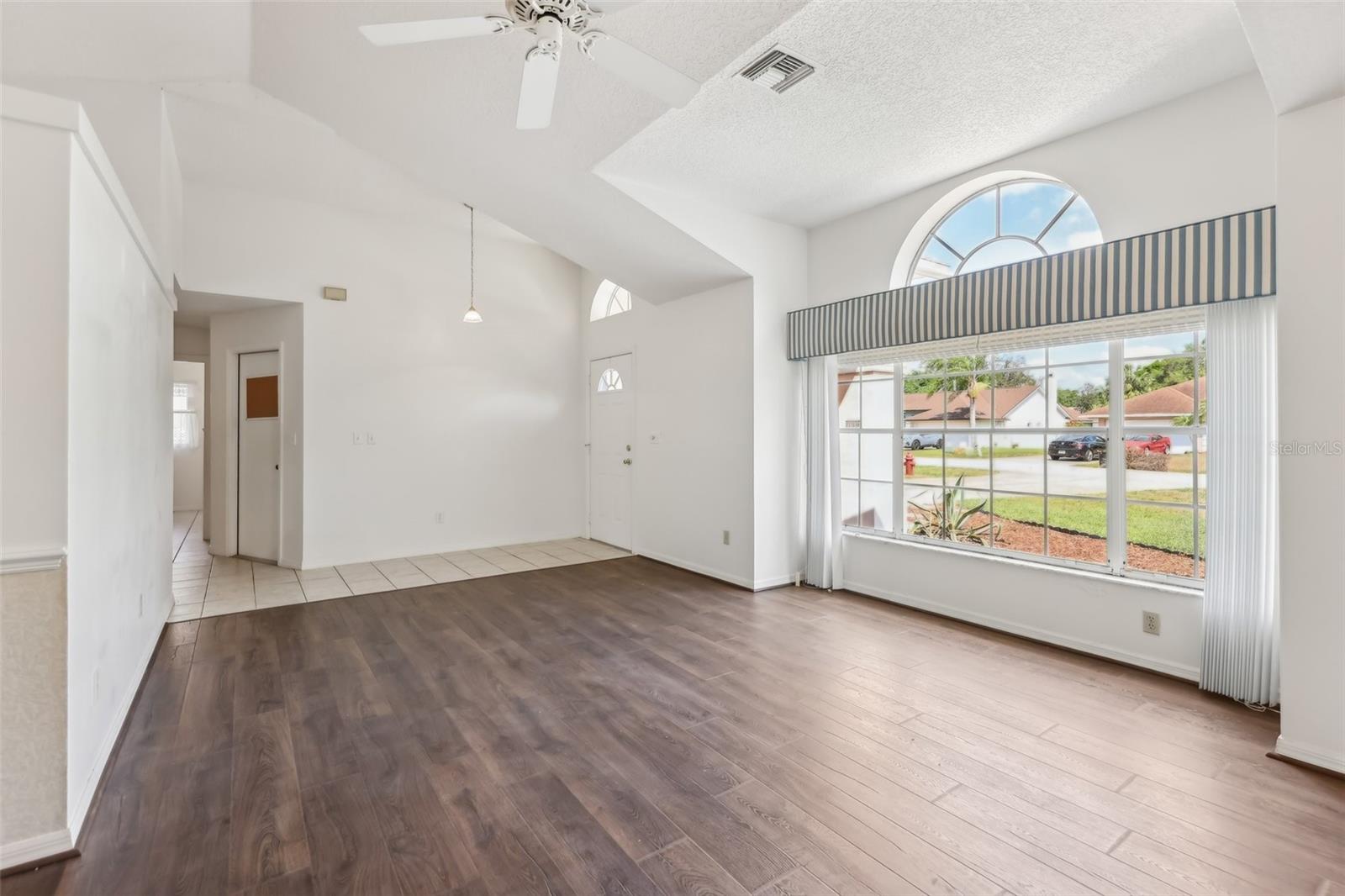 10210 SILVER BLUFF DR, LEESBURG, FL, 34788