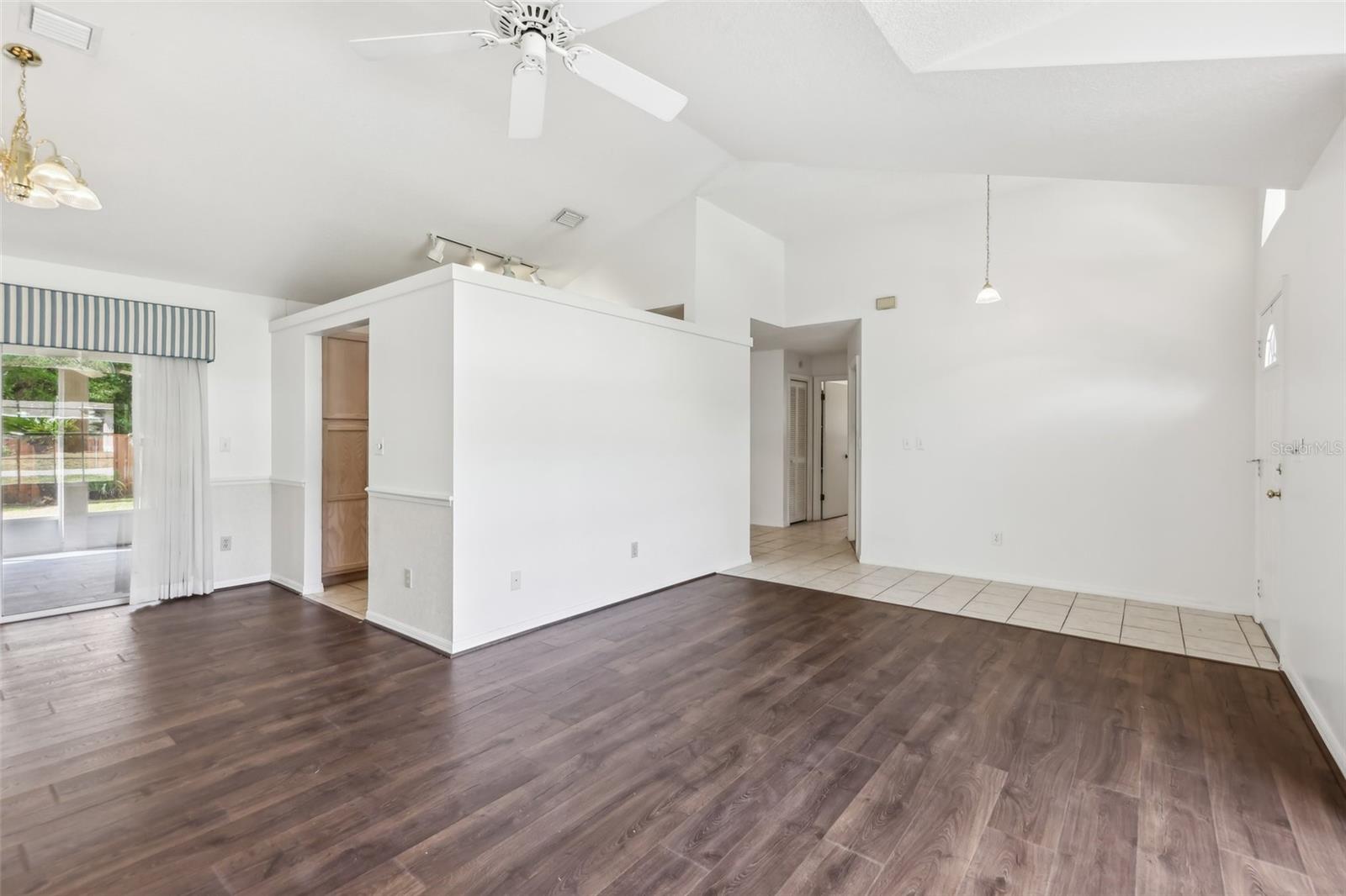 10210 SILVER BLUFF DR, LEESBURG, FL, 34788