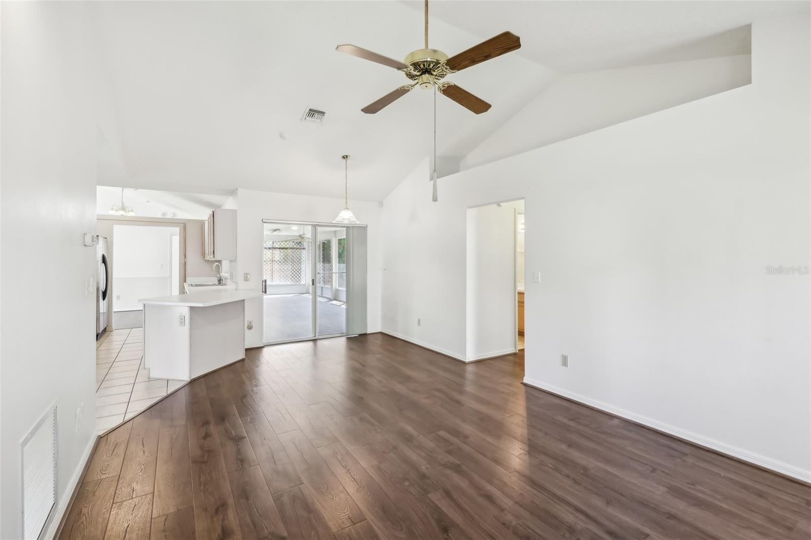 10210 SILVER BLUFF DR, LEESBURG, FL, 34788