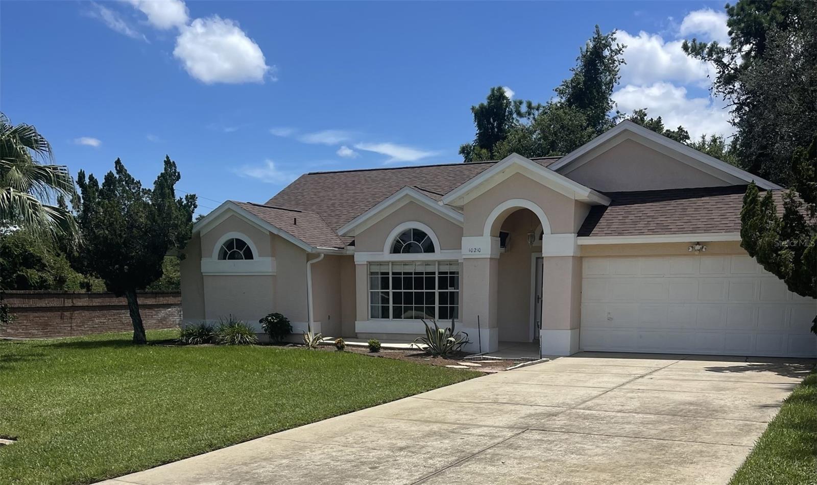 10210 SILVER BLUFF DR, LEESBURG, FL, 34788