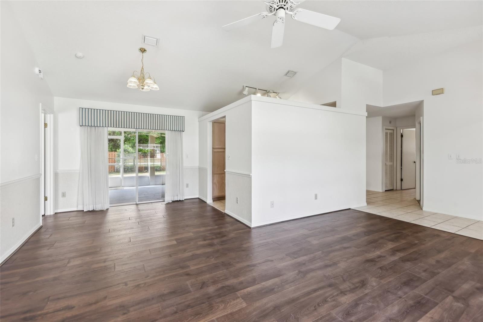 10210 SILVER BLUFF DR, LEESBURG, FL, 34788