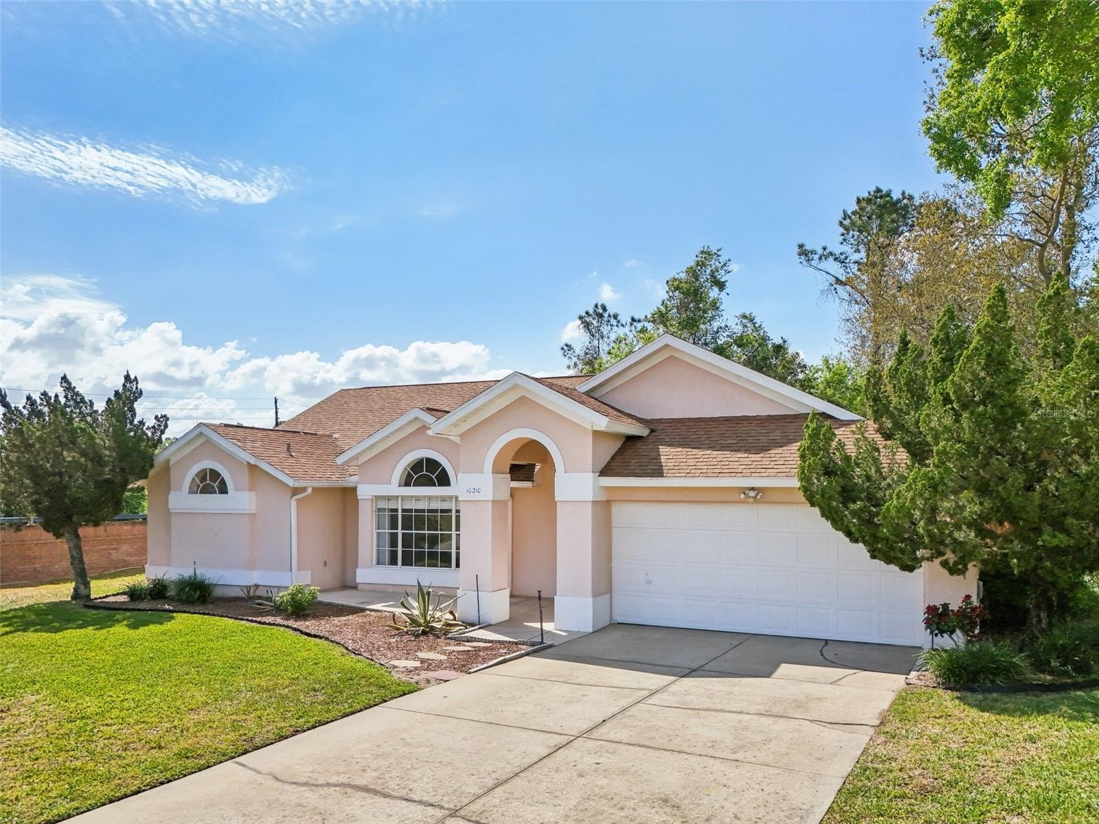 10210 SILVER BLUFF DR, LEESBURG, FL, 34788