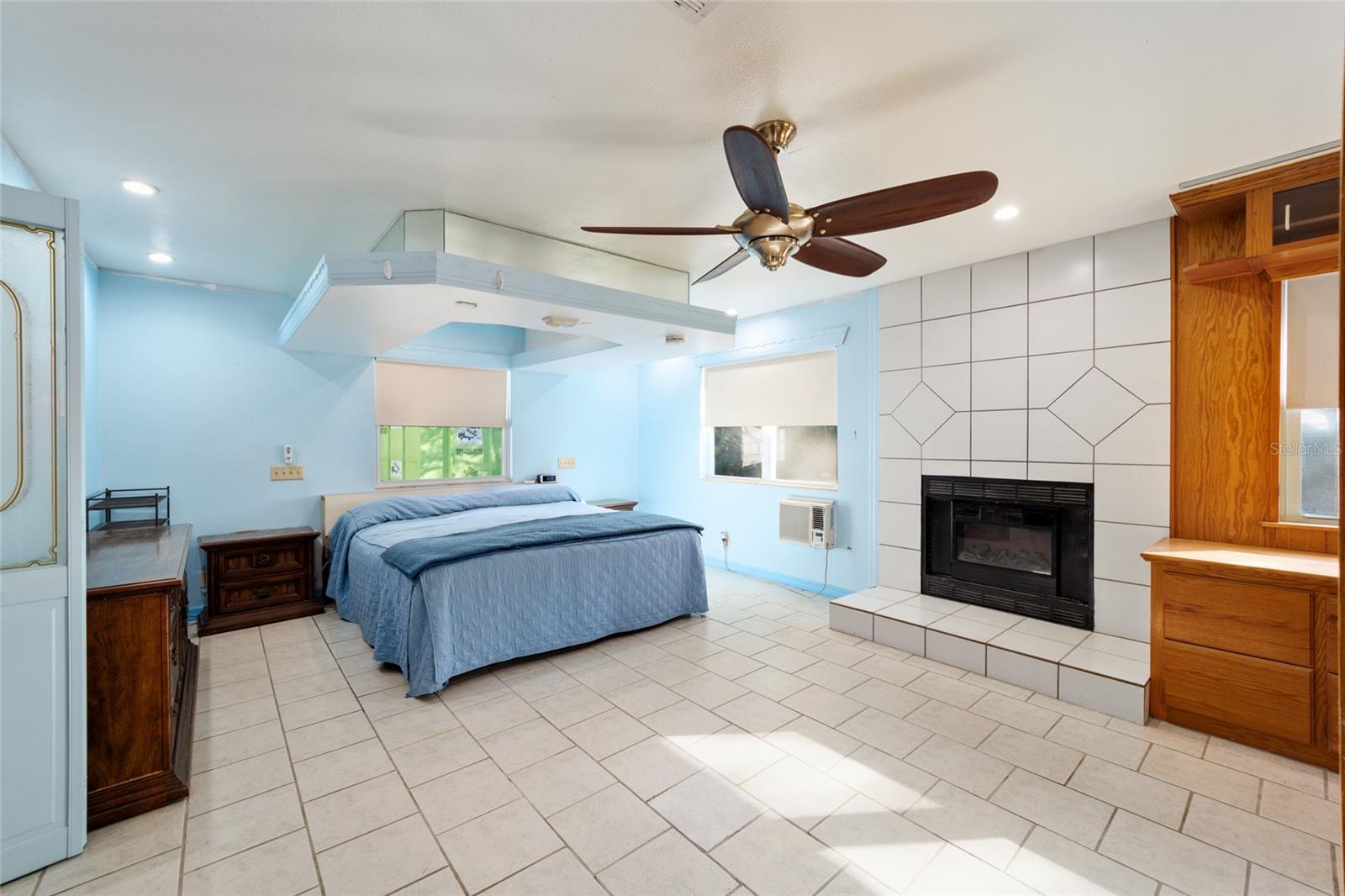 39615 FOREST DR, EUSTIS, FL, 32736