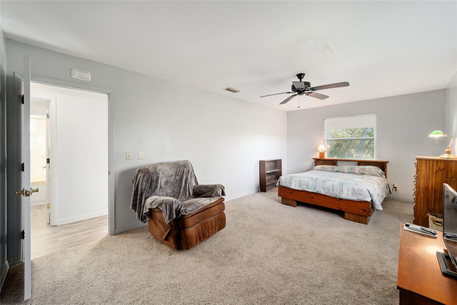 39615 FOREST DR, EUSTIS, FL, 32736
