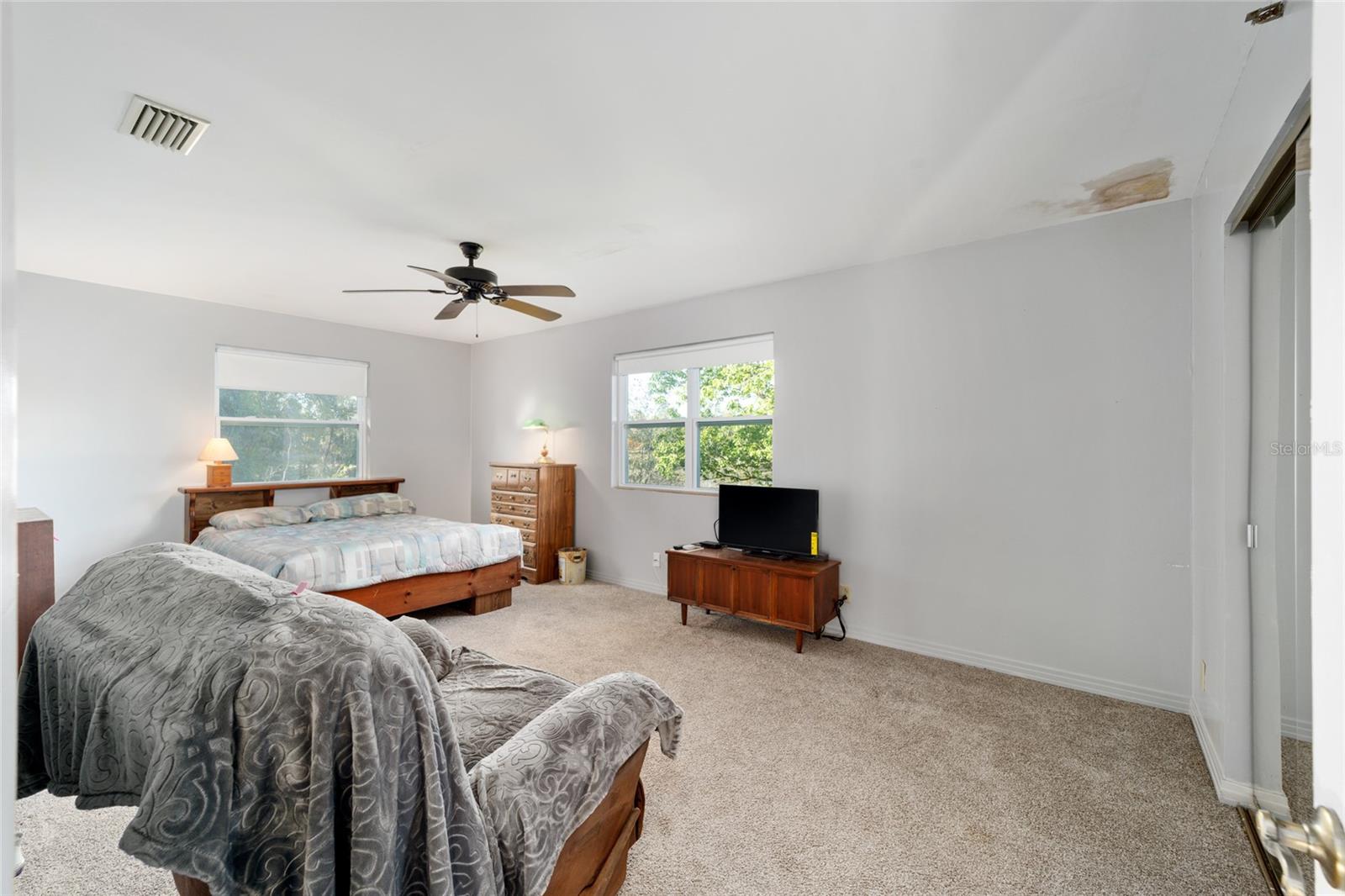 39615 FOREST DR, EUSTIS, FL, 32736