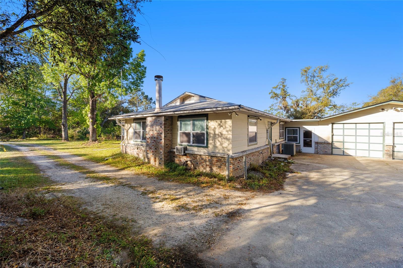 39615 FOREST DR, EUSTIS, FL, 32736