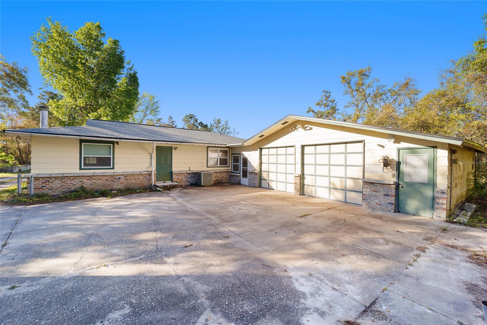 39615 FOREST DR, EUSTIS, FL, 32736