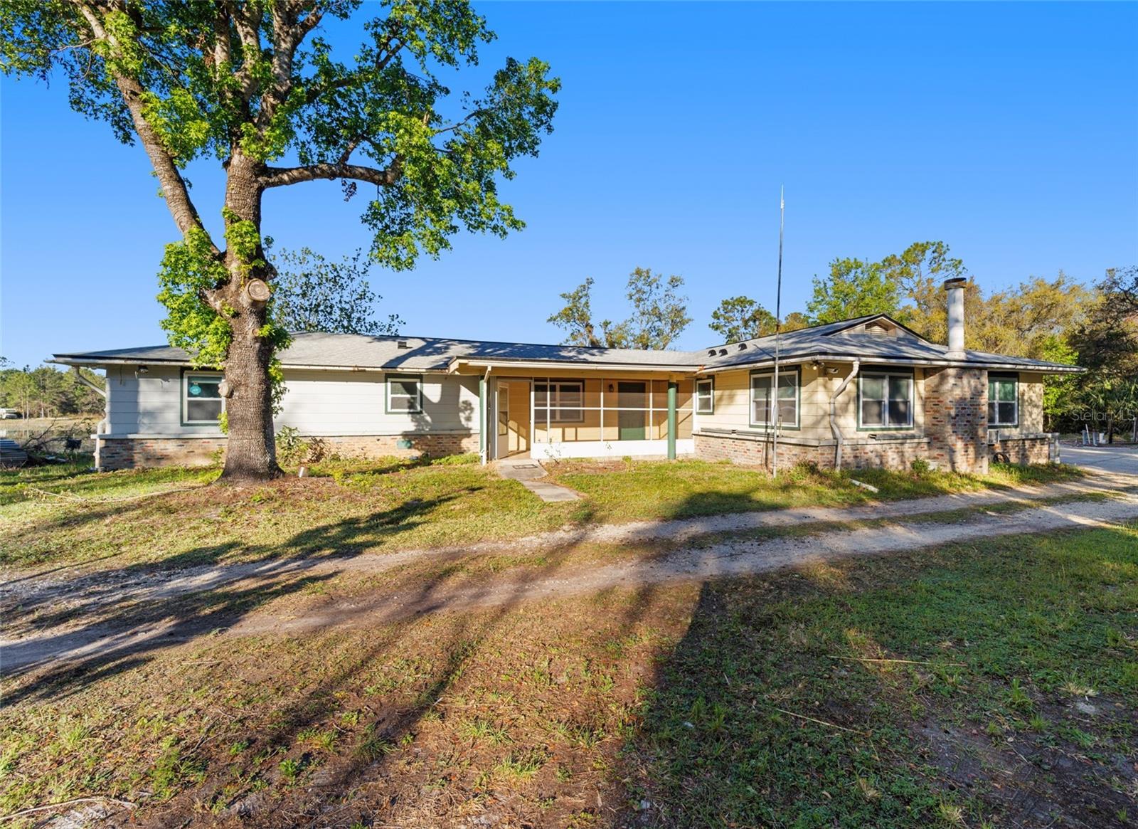 39615 FOREST DR, EUSTIS, FL, 32736