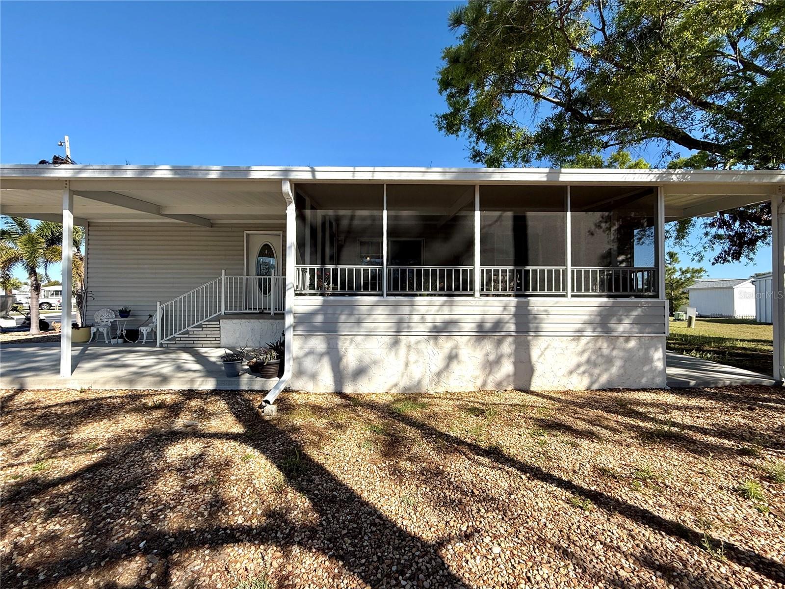 101 W SAINT JOHNS WAY, APOLLO BEACH, FL, 33572