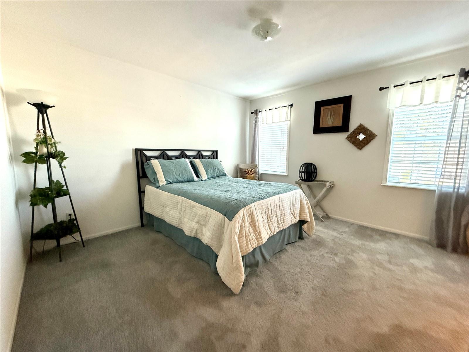 101 W SAINT JOHNS WAY, APOLLO BEACH, FL, 33572