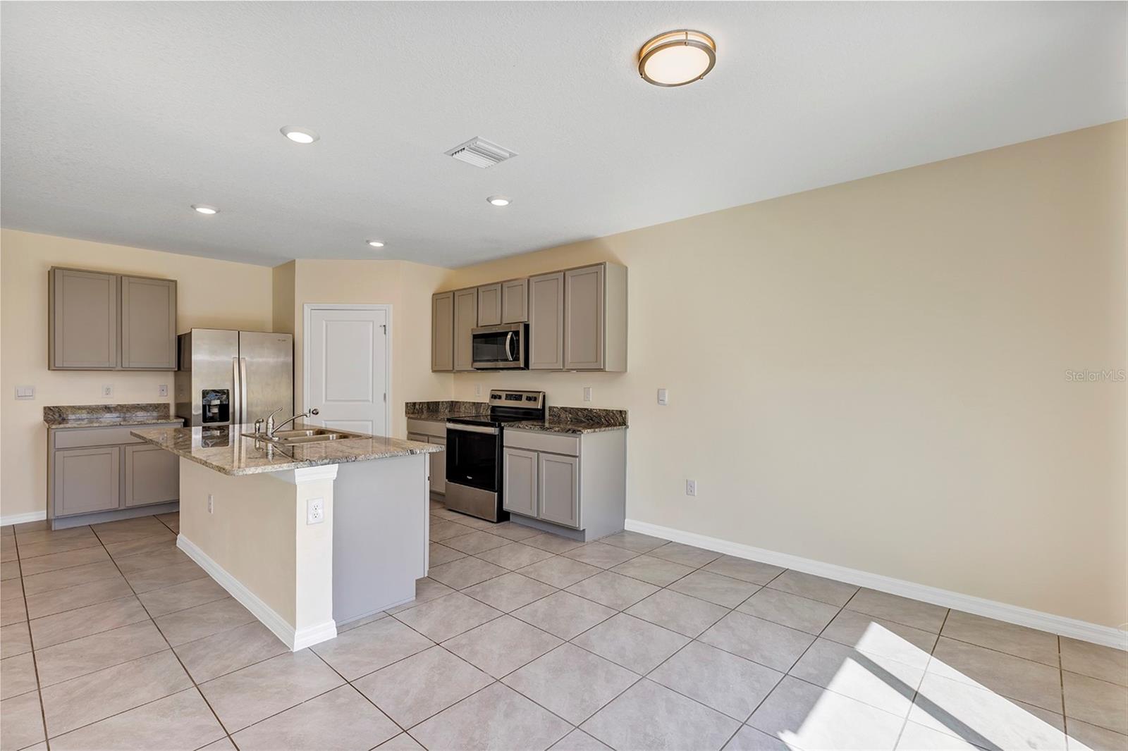 39 HICKORY COURSE WAY, OCALA, FL, 34472