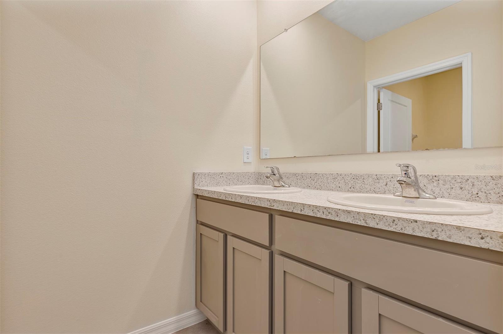 39 HICKORY COURSE WAY, OCALA, FL, 34472