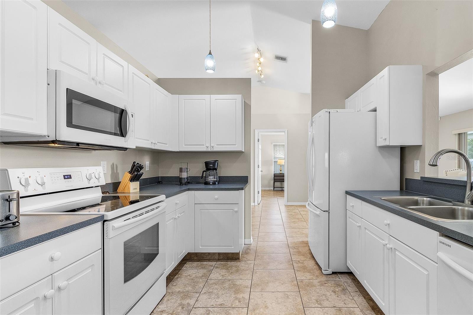 1827 SW 6TH AVE, CAPE CORAL, FL, 33991