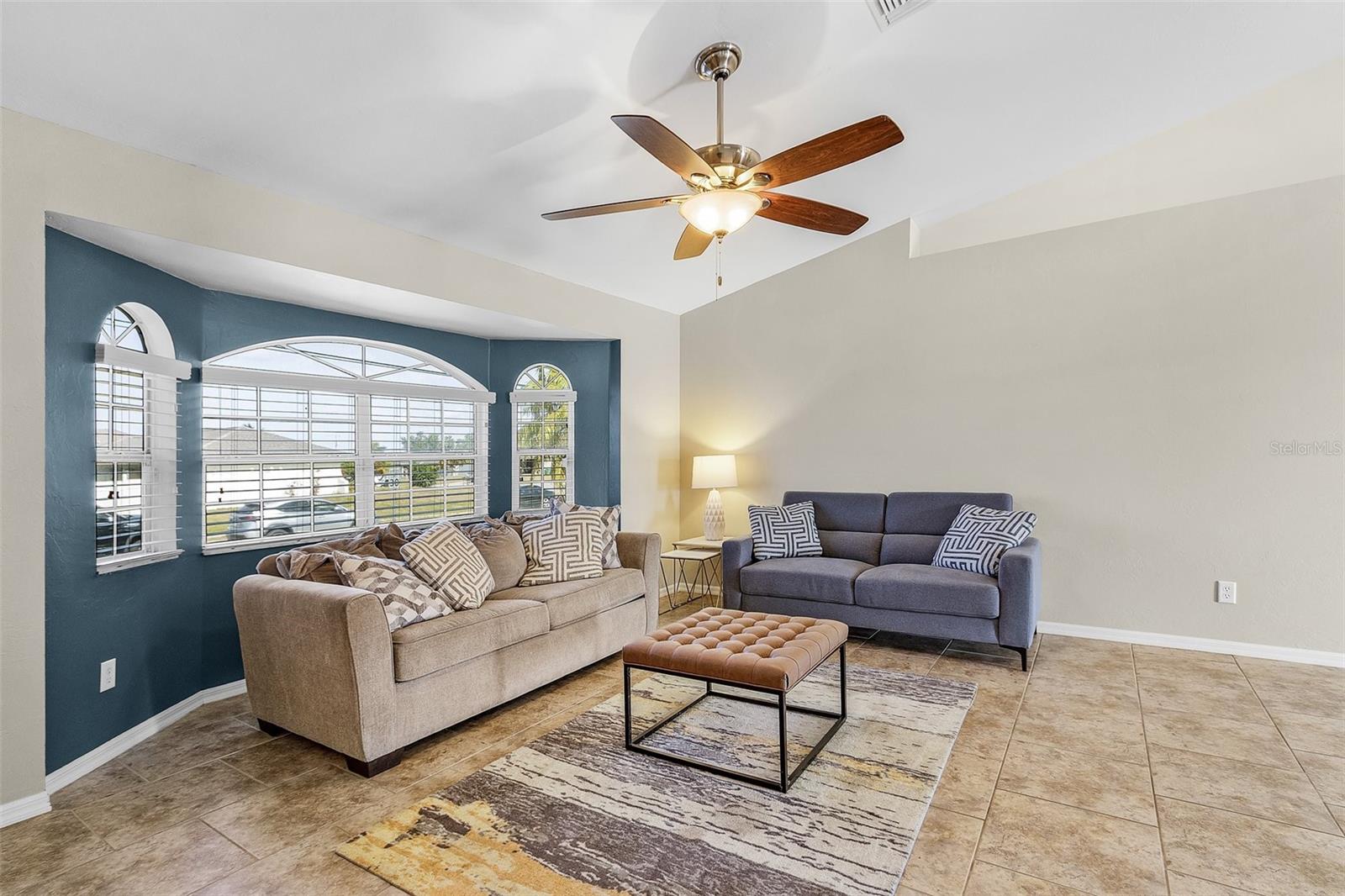 1827 SW 6TH AVE, CAPE CORAL, FL, 33991