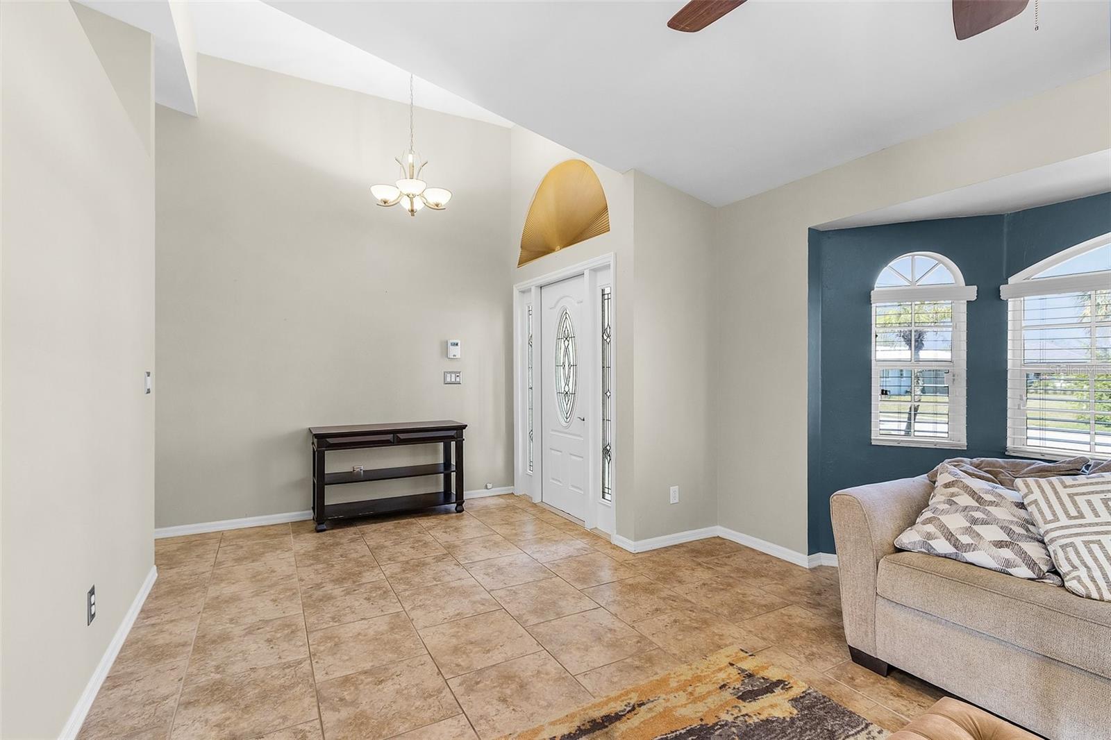 1827 SW 6TH AVE, CAPE CORAL, FL, 33991