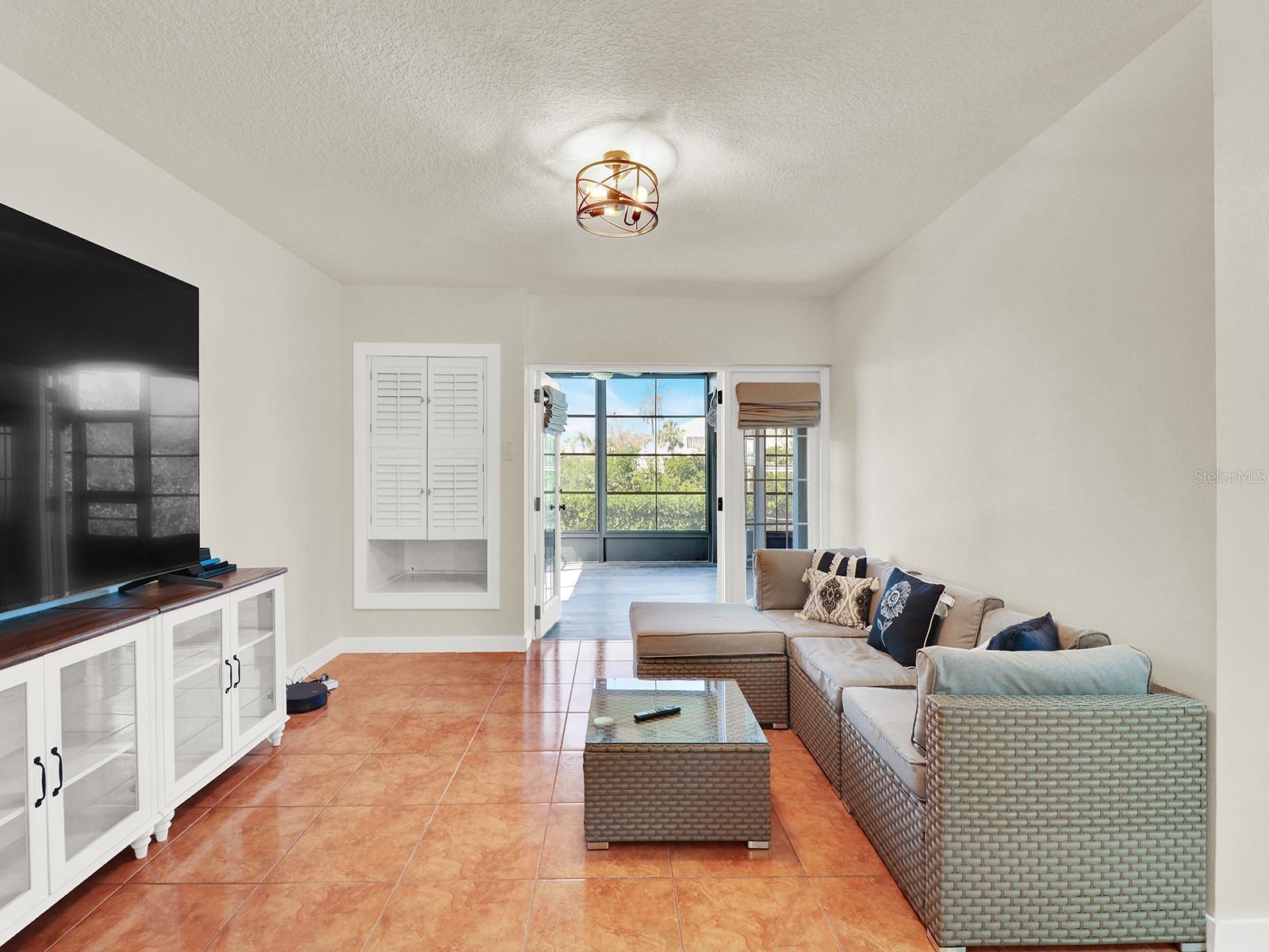 4312 SUNRAY CT #36, TAMPA, FL, 33615