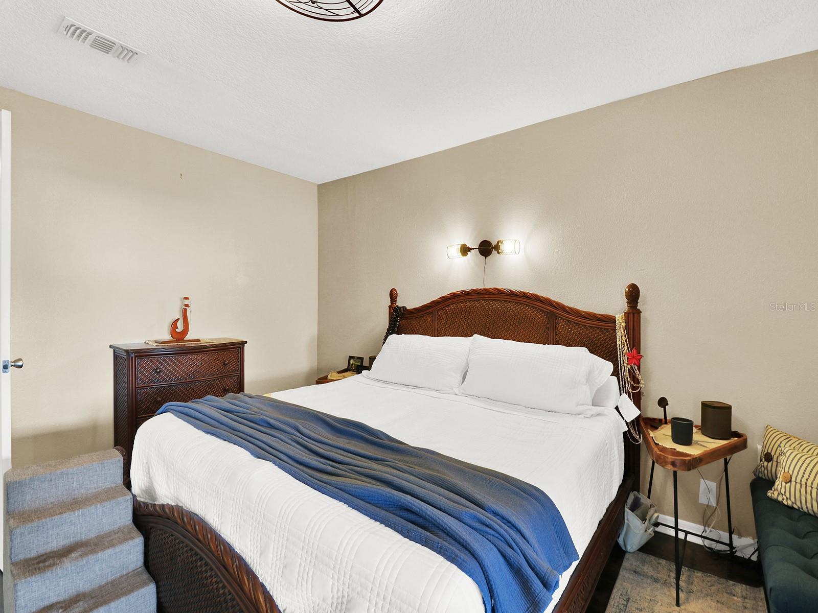 4312 SUNRAY CT #36, TAMPA, FL, 33615