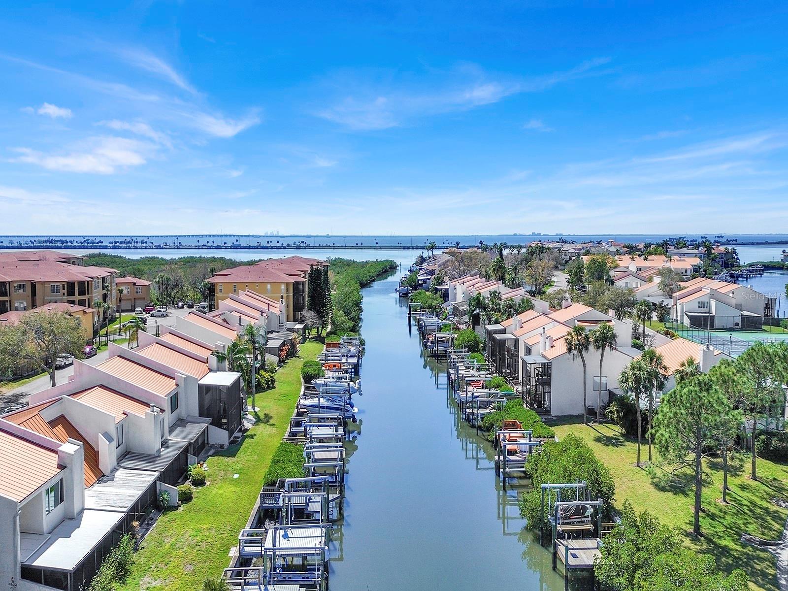 4312 SUNRAY CT #36, TAMPA, FL, 33615