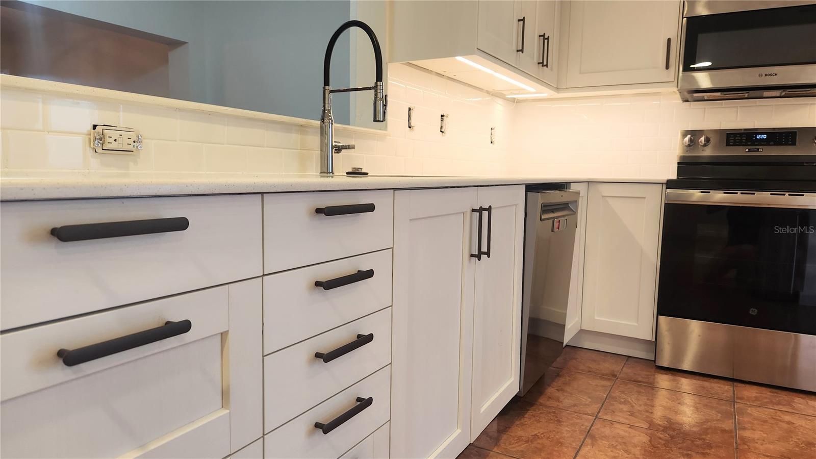 4312 SUNRAY CT #36, TAMPA, FL, 33615