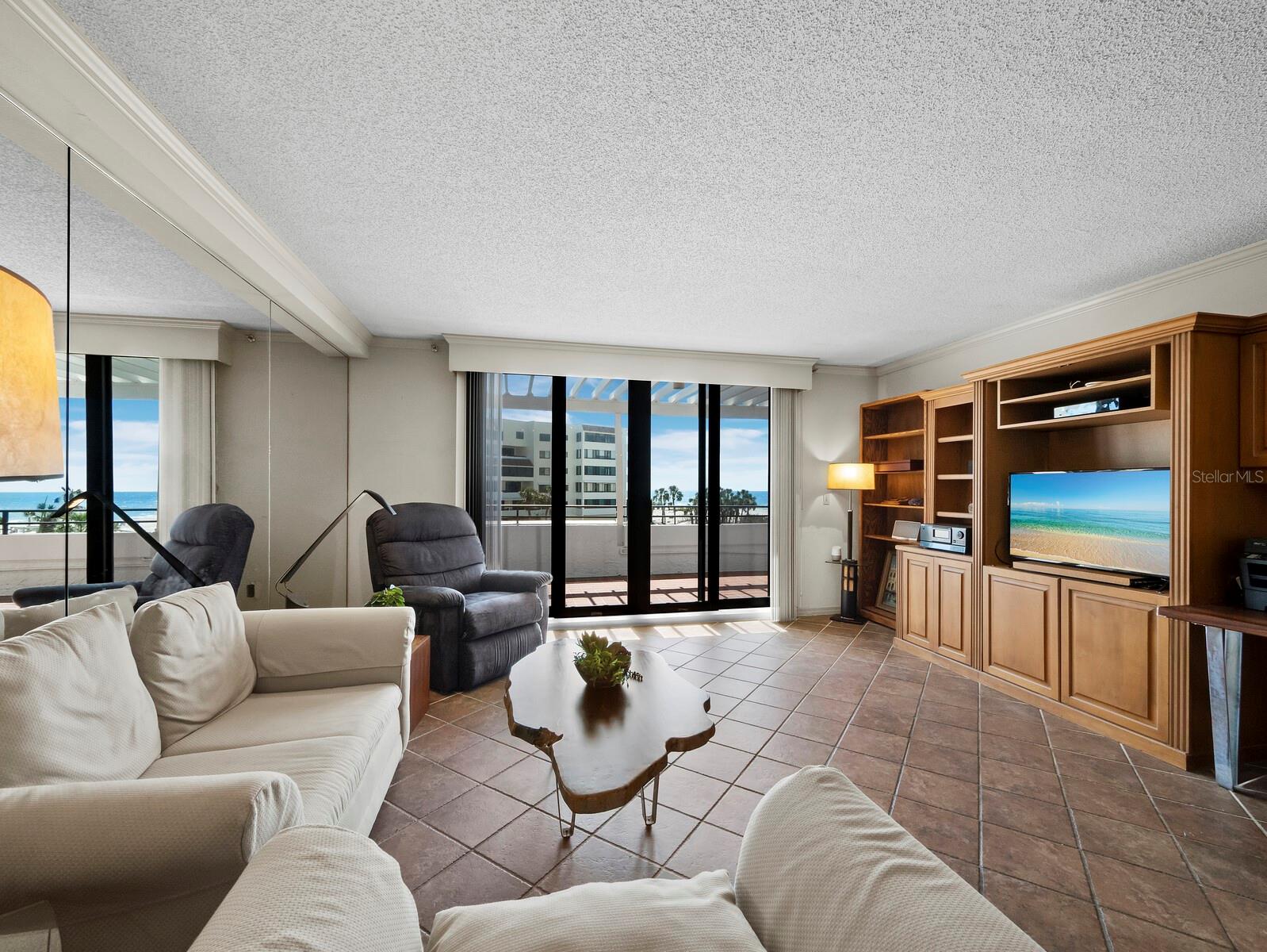 1485 GULF OF MEXICO DR #205, LONGBOAT KEY, FL, 34228