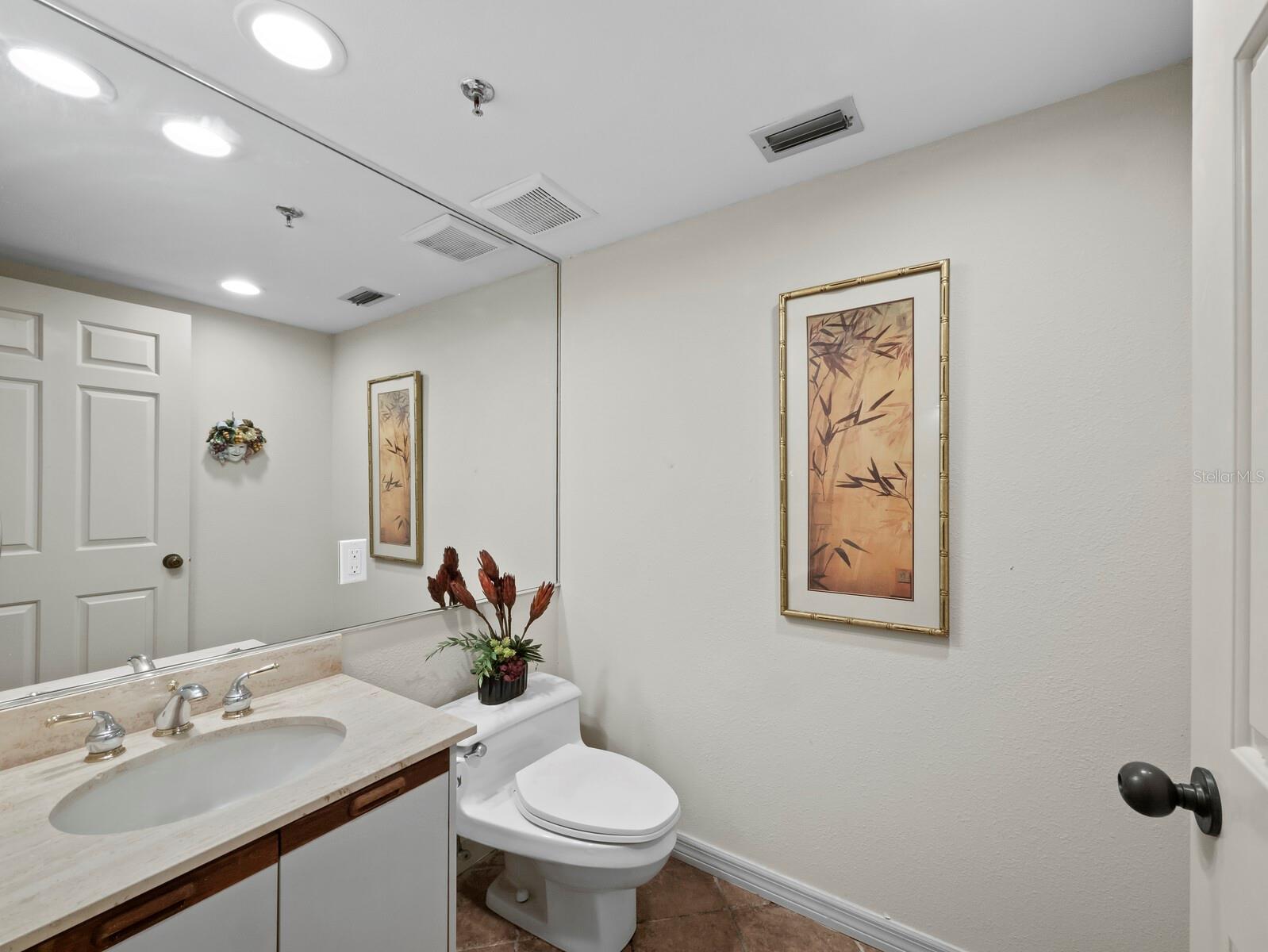 1485 GULF OF MEXICO DR #205, LONGBOAT KEY, FL, 34228